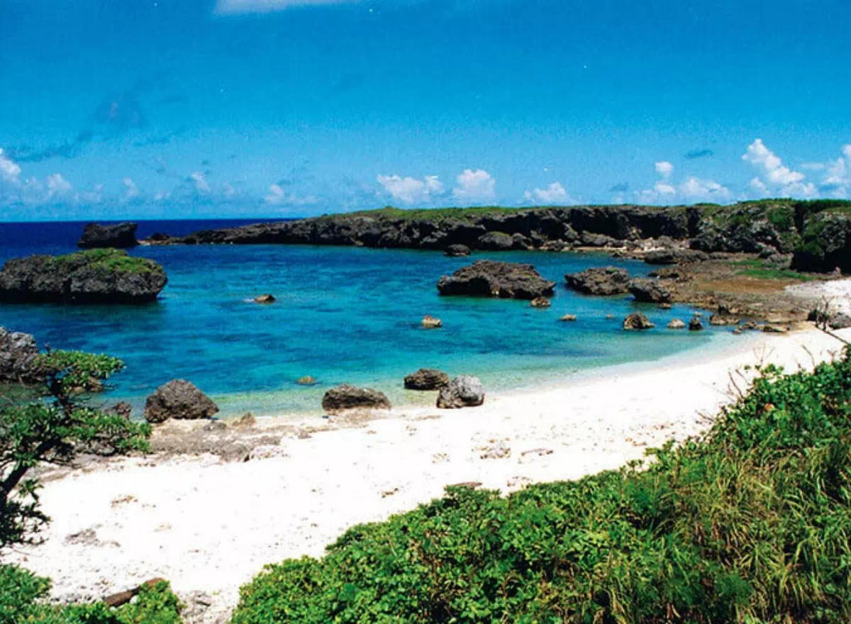 shimoji island secluded beach