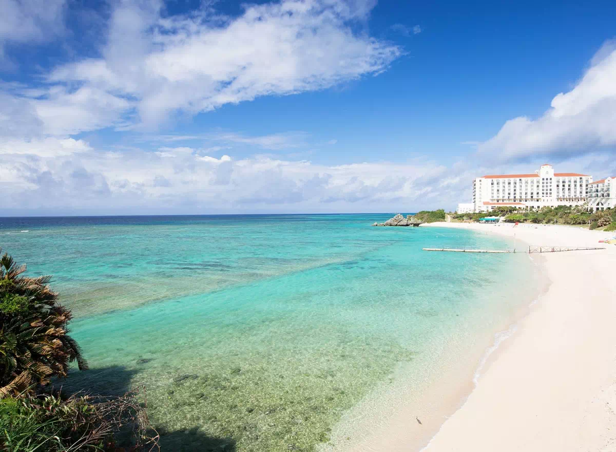 yomitan nirai beach