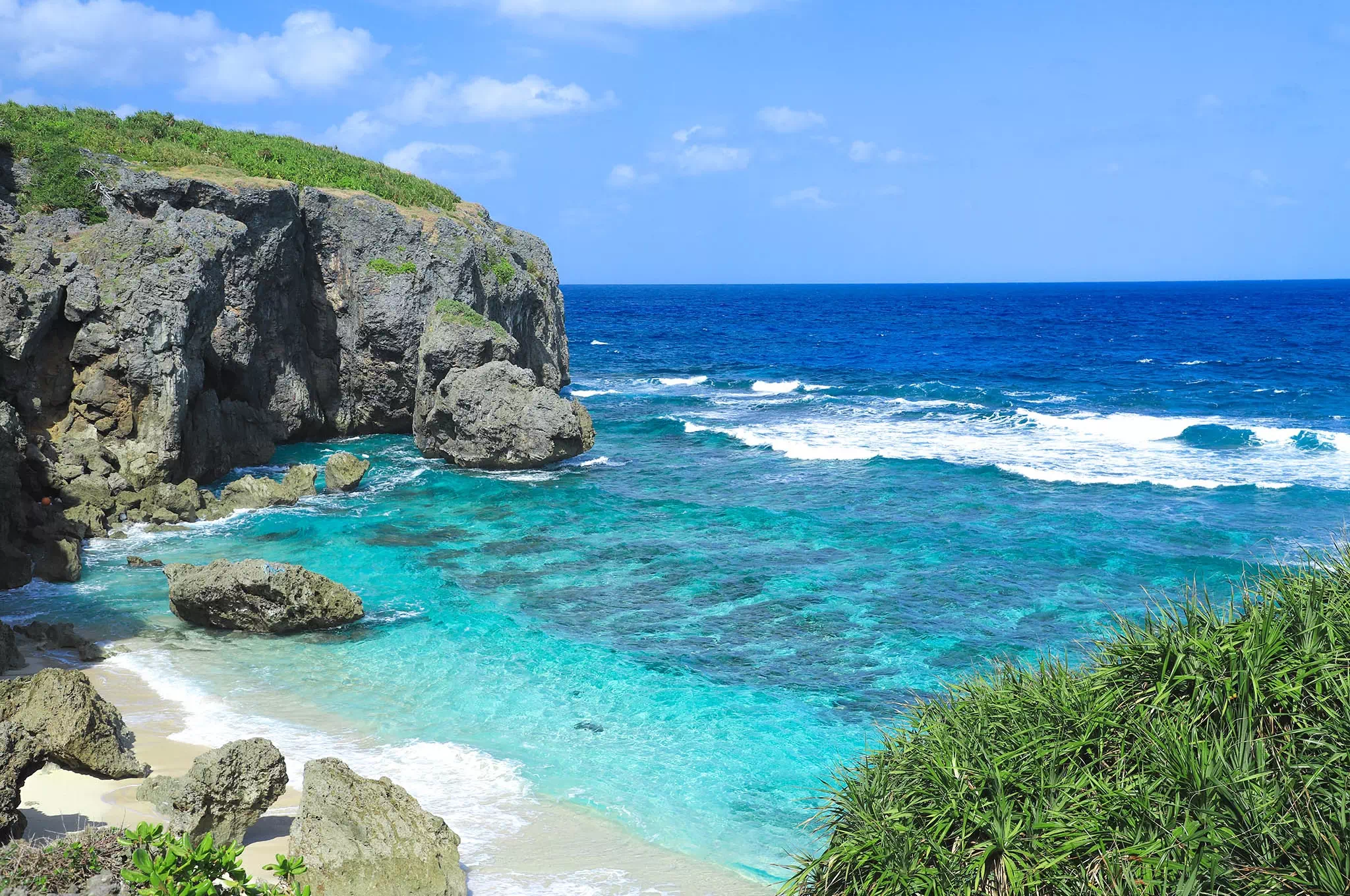 yonaguni island diving