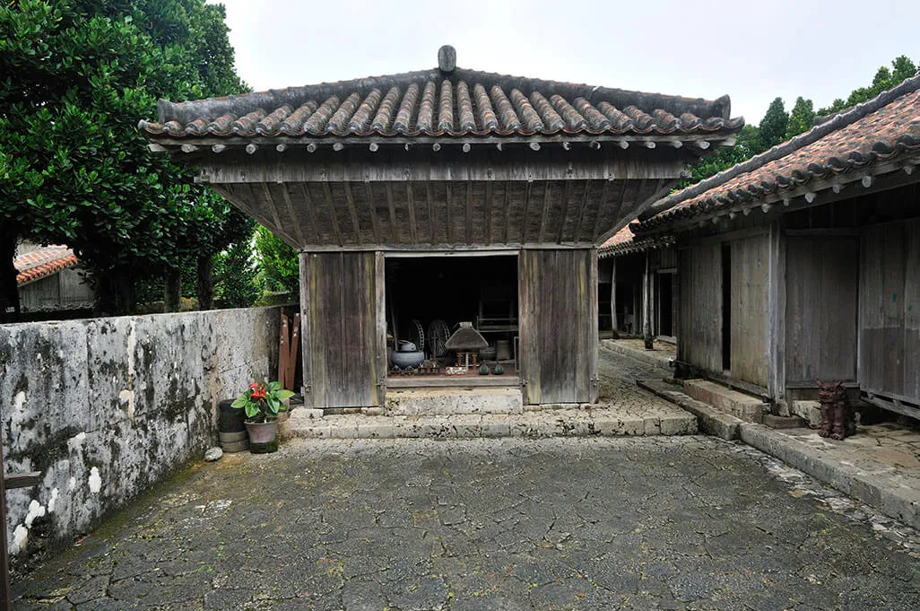 takakura grain storage