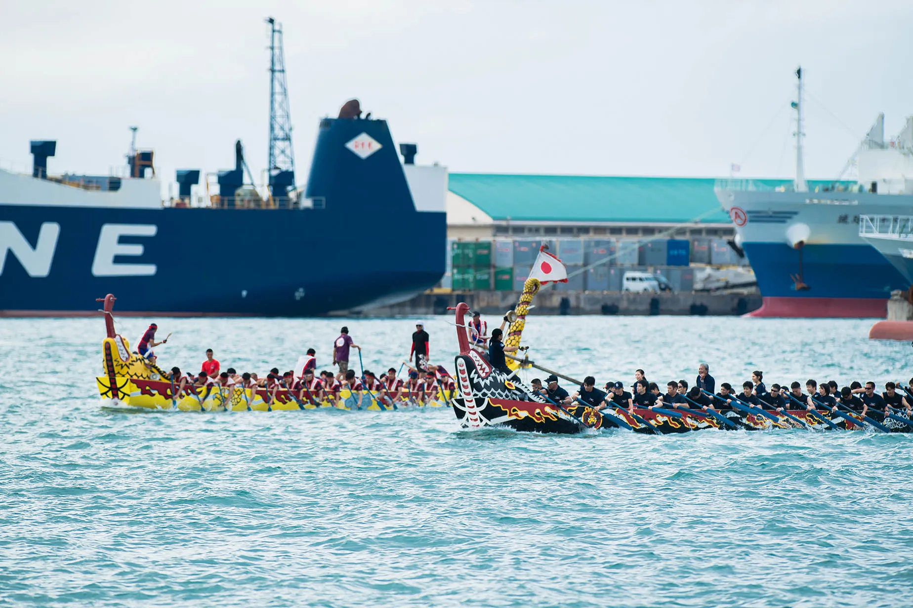may hari boat racing