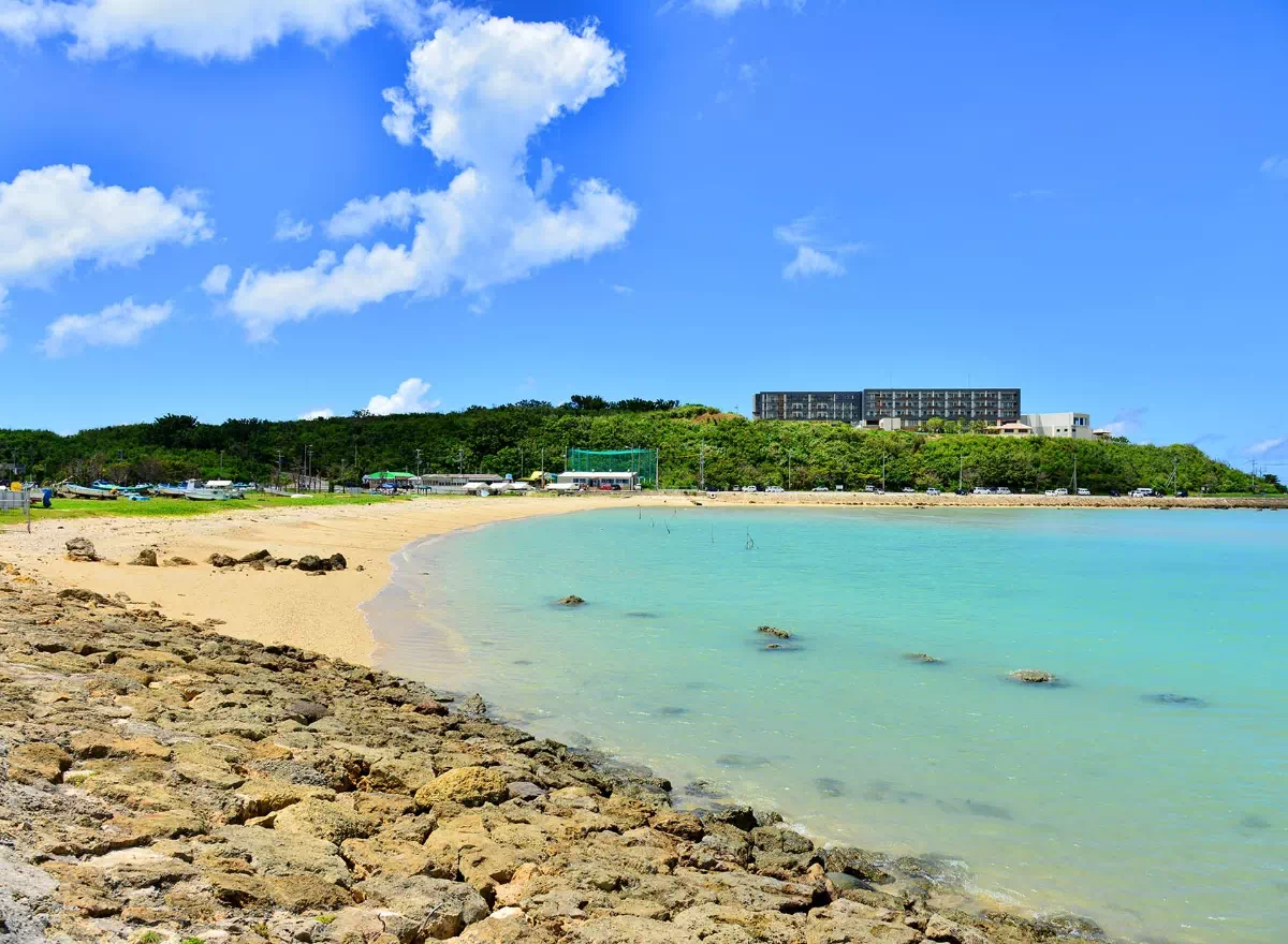 瀨長島海灘