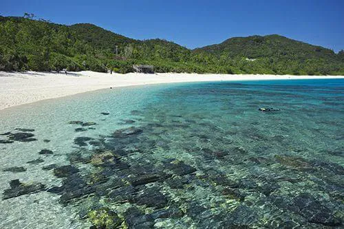 古座間味海灘
