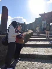 導覽口譯員