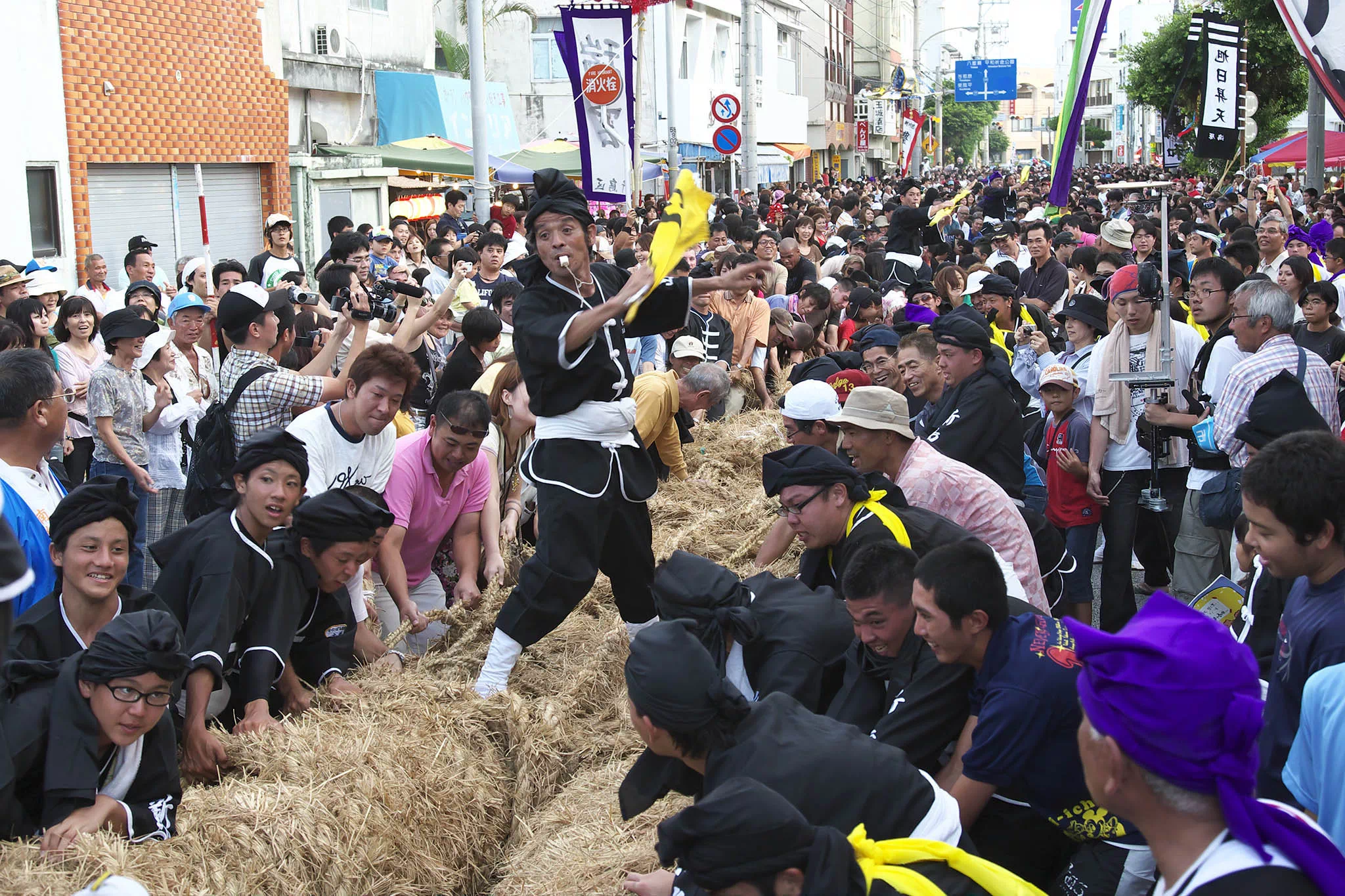 itoman tug of war
