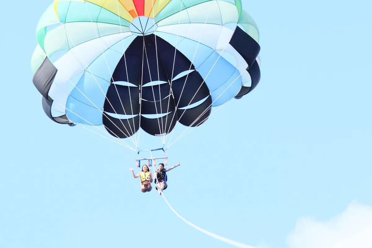 parasailing okinawa