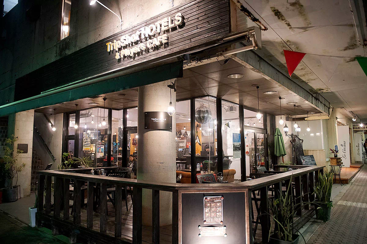 players cafe exterior
