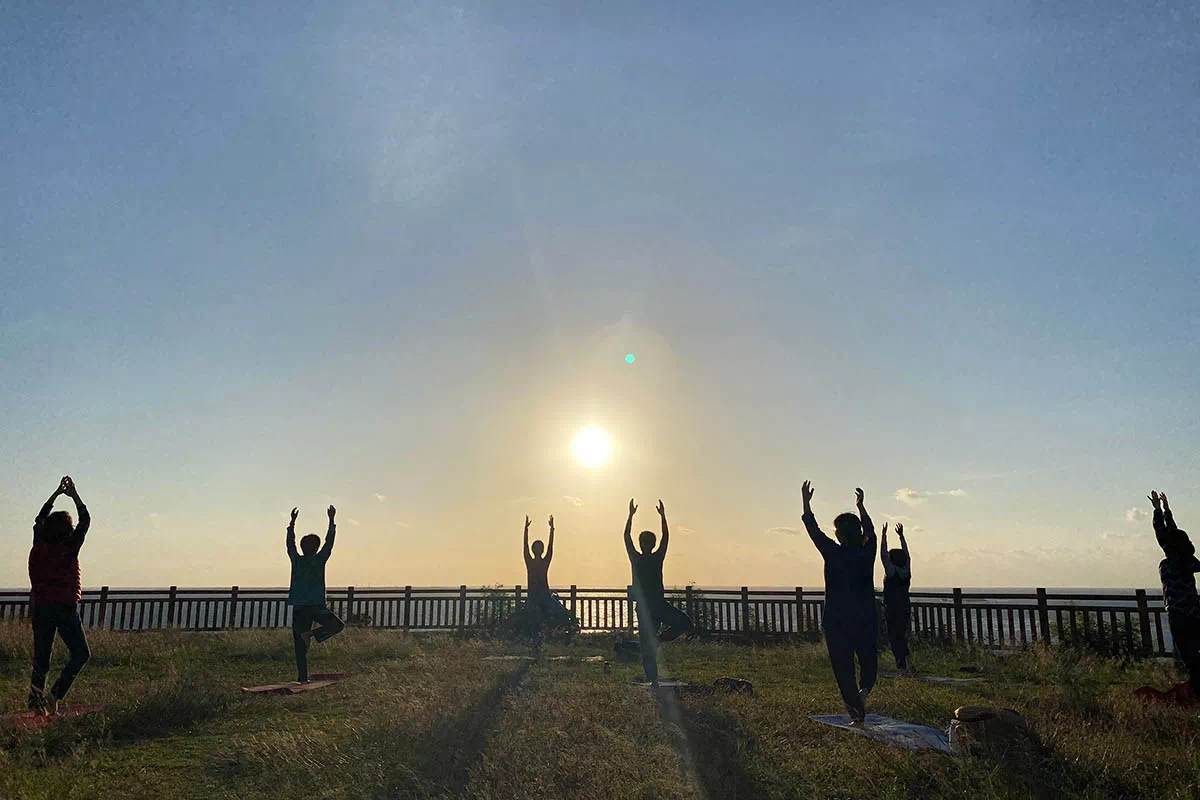 sunrise yoga cape chinen