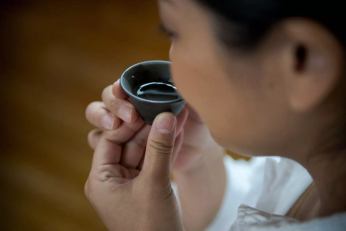 awamori tasting