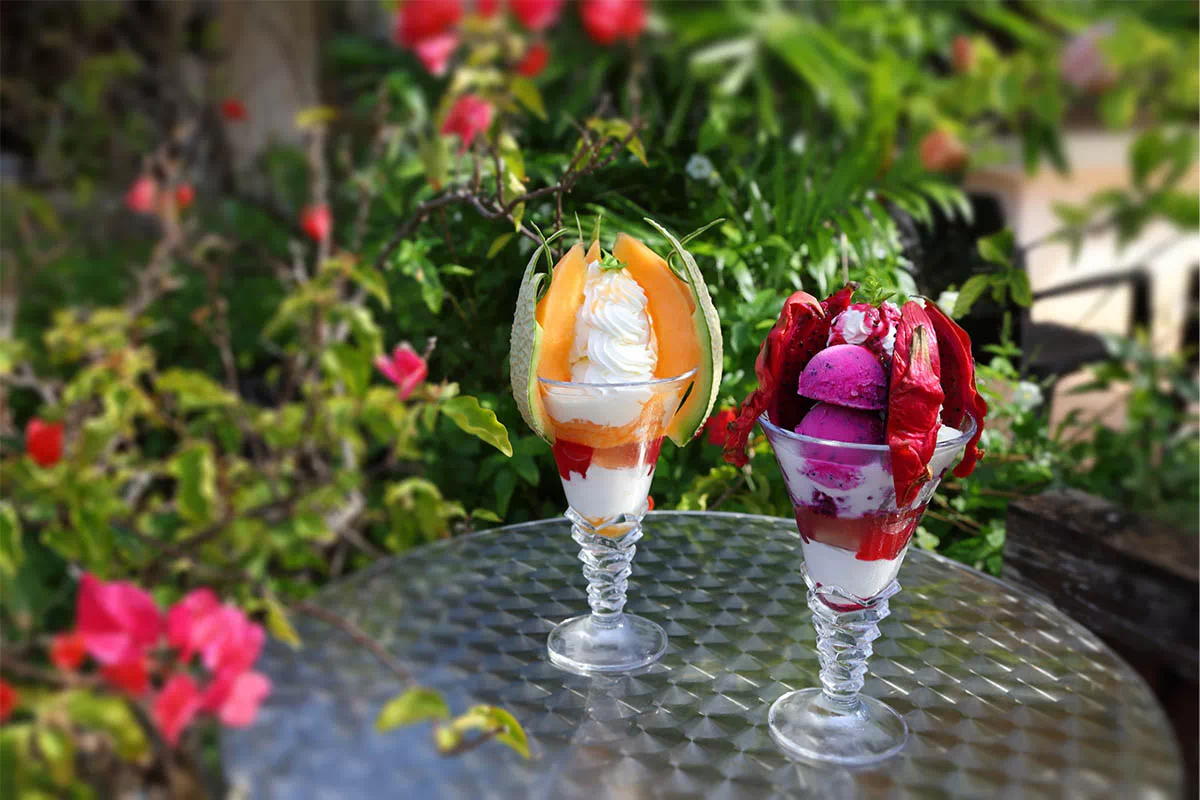 rakuen cafe parfait miyako