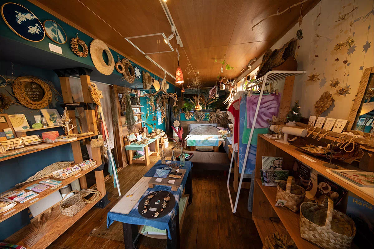 mahina workshop interior miyako