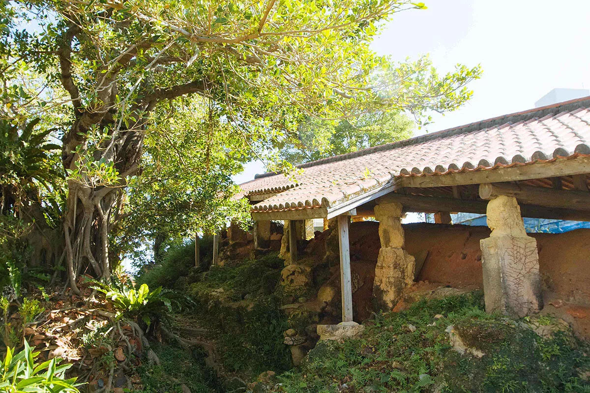 yachimun pottery kiln