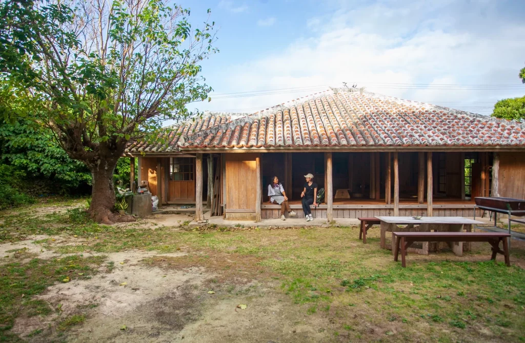 ishigaki maisukuhouse porch