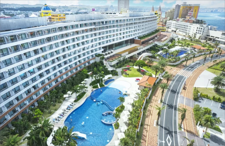 Hilton Okinawa Chatan Resort