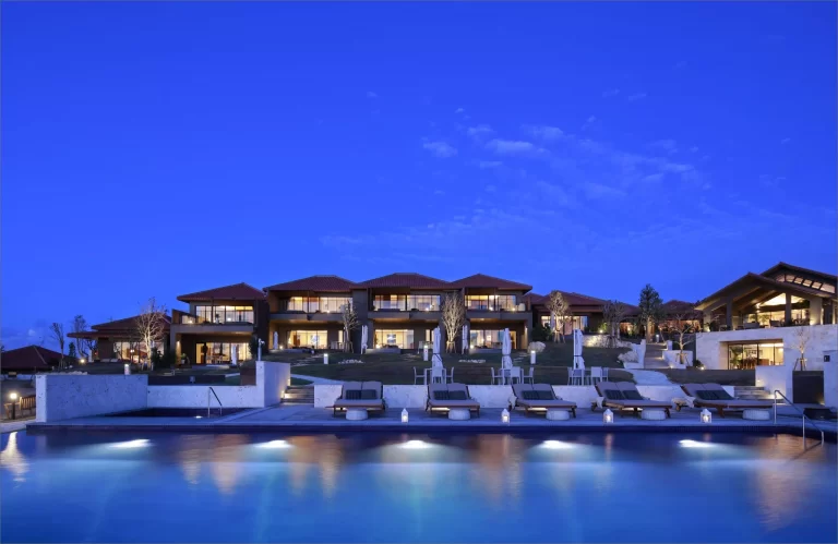 THE HIRAMATSU HOTELS & RESORTS GINOZA