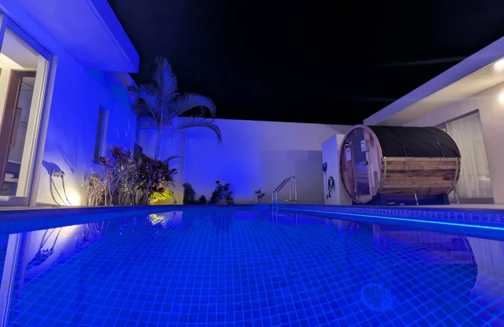 The Pool & Sauna Villa MOTOBU